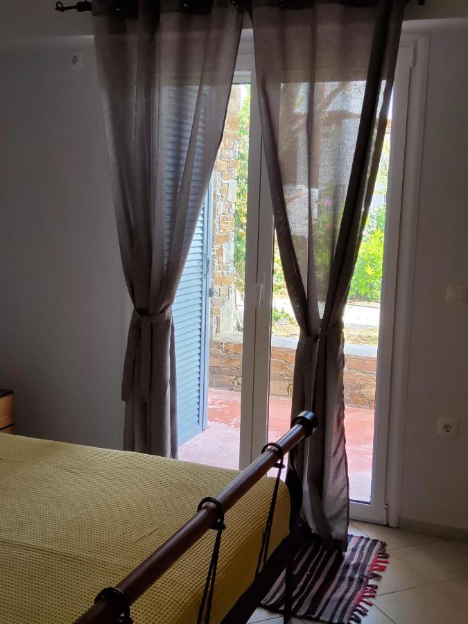 Nefeli Apartment Livadi  Luaran gambar